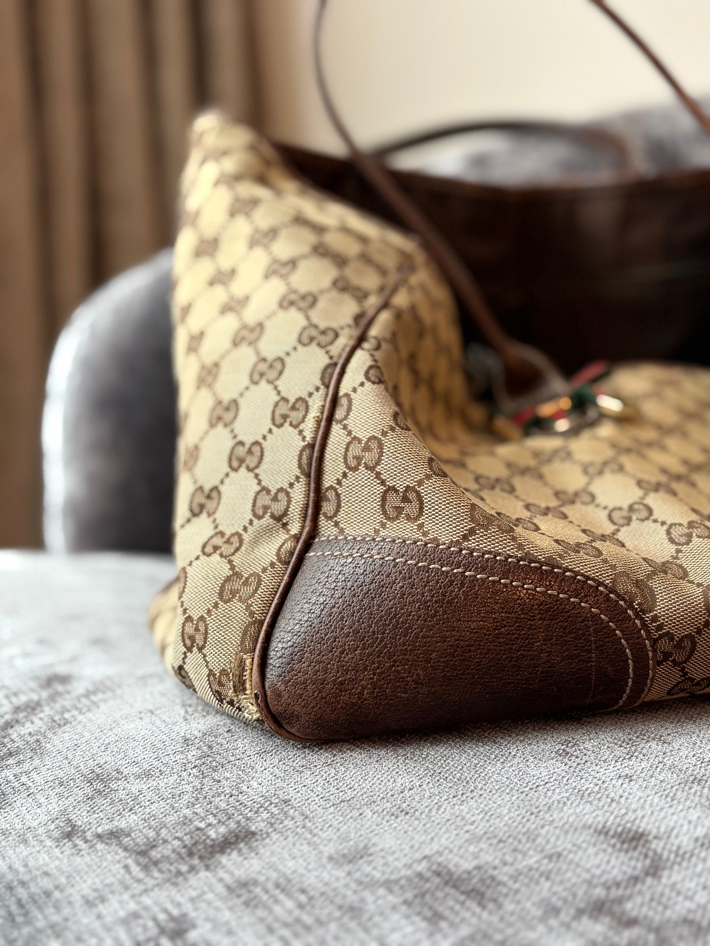 Vintage canvas Gucci GG tote bag