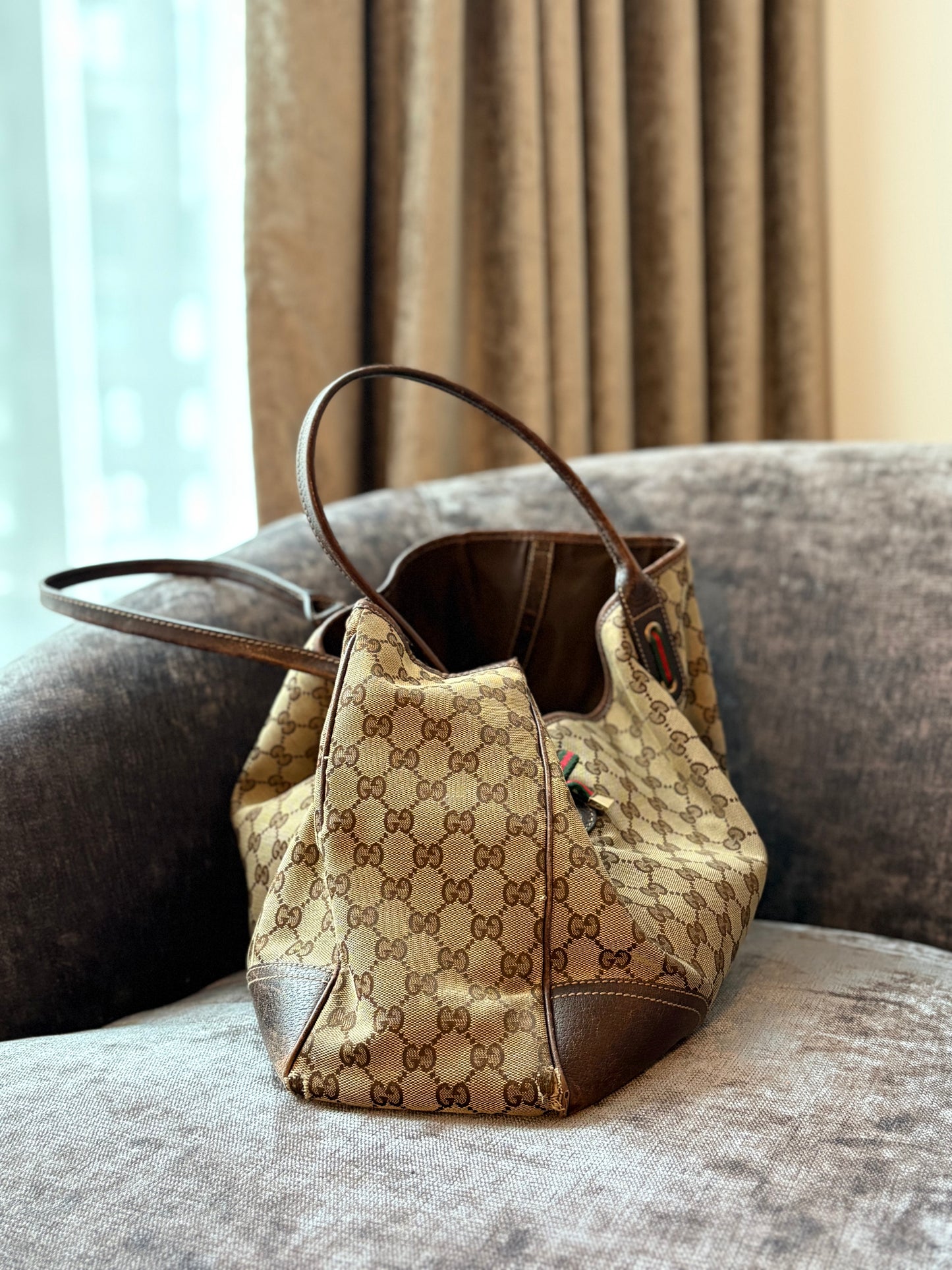 Vintage canvas Gucci GG tote bag